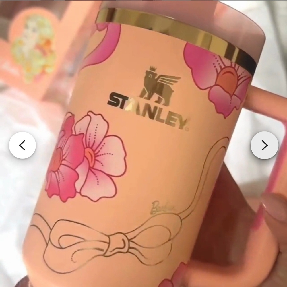 NIB Stanley x Barbie Just Peachy 40oz Quencher Flowstate H2.0 Tumbler Cup - Picture 4 of 4